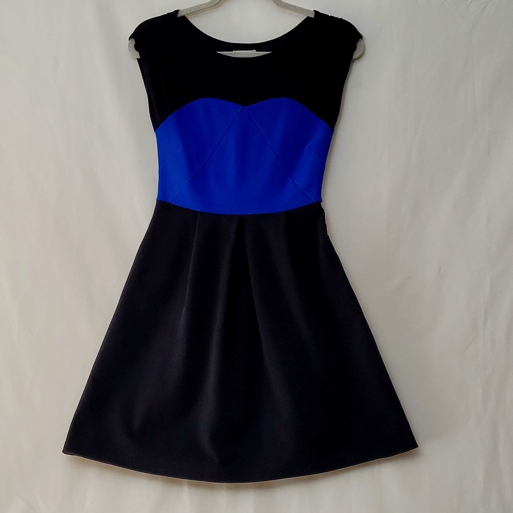 OLSENBOYE BLACK & BLUE A-LINE MINI DRESS SIZE 3